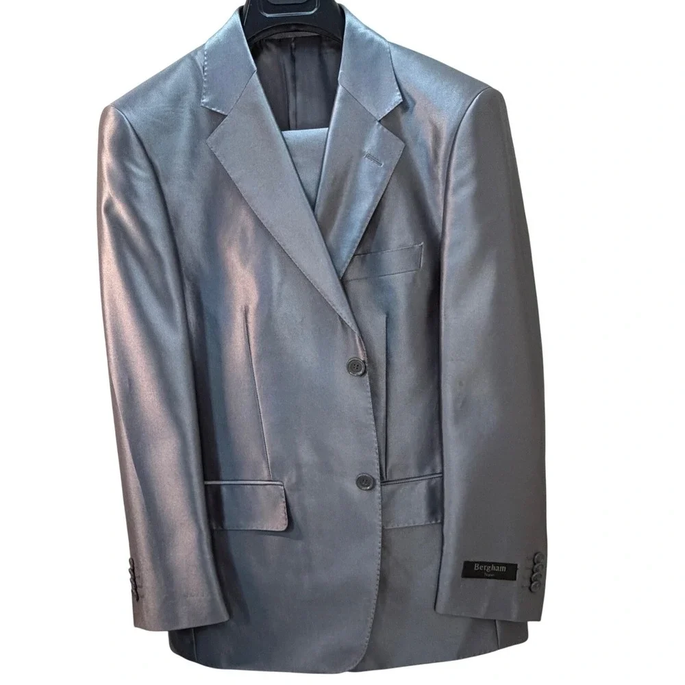 Bergham Taylor Made in Italy Metallic Silver Suit Set Blazer & Dress Slacks  NWT